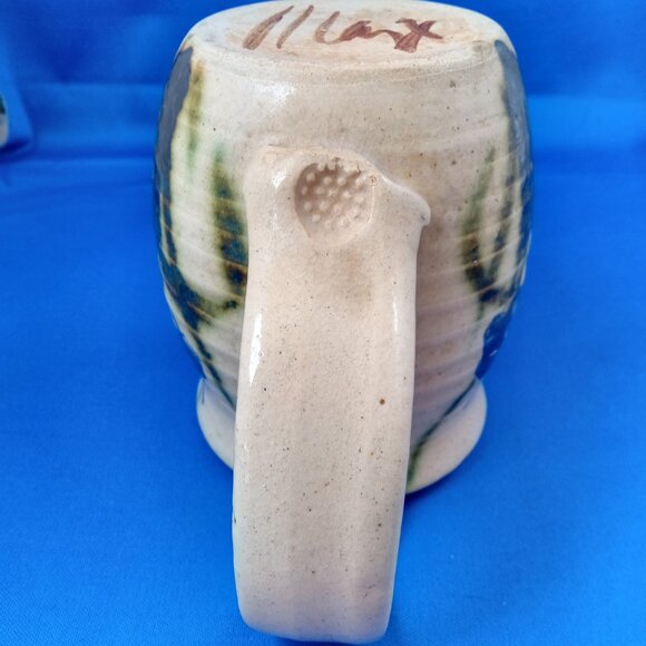 Handmade art pottery mug with blue iris design - Picture 6 of 8